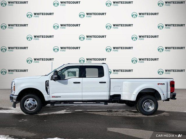2025 Ford Super Duty F-350 DRW XLT 4WD Crew Cab 8' in Cars & Trucks in Edmonton - Image 3