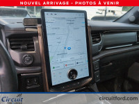 Le Ford F-150 Lightning Lariat 2023, avec sa grosse batterie, offre une autonomie impressionnante al... (image 8)