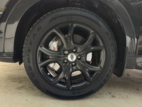 This Dodge Hornet is equipped with: Leather Seats - Black, Remote Start System, Heated Front Seats,... (image 9)