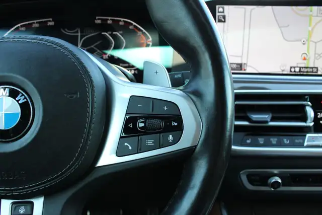 2021 BMW X5 in Cars & Trucks in Oakville / Halton Region - Image 30