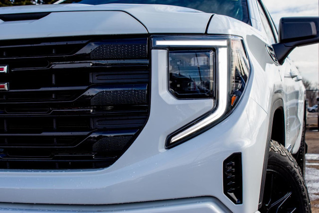 2025 GMC Sierra 1500 Elevation Crew 4WD in Cars & Trucks in Edmonton - Image 4