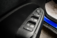Low Mileage, Heated Seats, Heated Steering Wheel, Apple CarPlay, Android Auto, Remote Start! 6 LOCAT... (image 9)