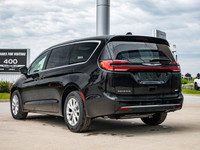 The 2025 Chrysler Pacifica Select is a versatile and feature-rich mini-van designed to meet the need... (image 4)