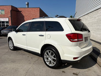 CERTIFICATION INCLUDED! 1 OWNER GOVERNMENT CAR!! R/T MODEL!! ONLY 90,000KM ALL ORIGINAL!! ALL WHEEL... (image 2)