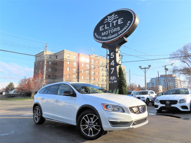 2016 Volvo V60 Cross Country T5 PREMIER PKG AWD - WAGON - LEATHE in Cars & Trucks in Oakville / Halton Region