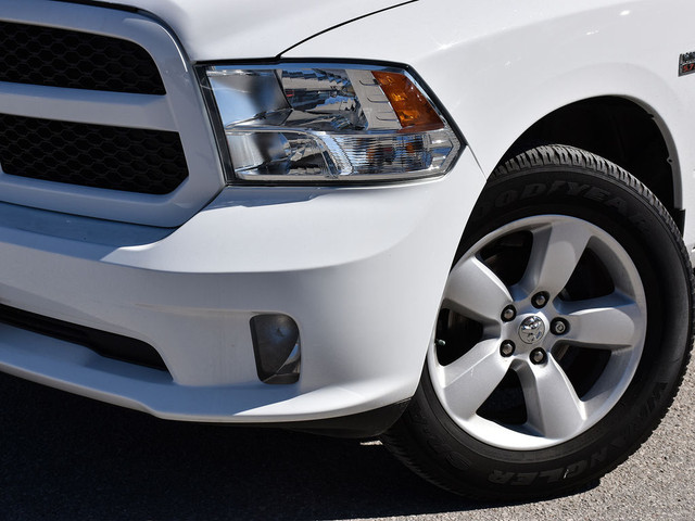 2022 Ram 1500 Classic Tradesman Crew Cab 4x4 ~Camera ~Bluetooth  in Cars & Trucks in Barrie - Image 2
