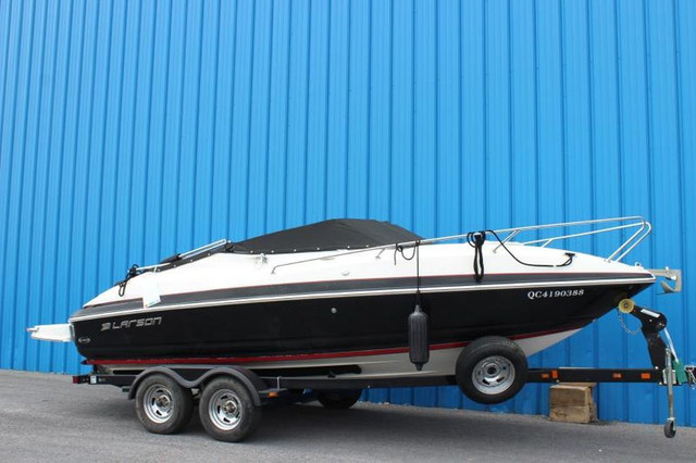 2013 LARSON 216S Cuddy in Powerboats & Motorboats in Longueuil / South Shore - Image 2