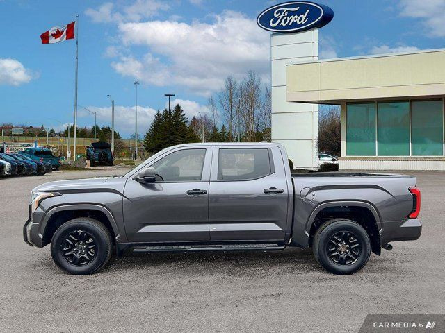 2022 Toyota Tundra SR | TOW & TECH PKG| RUNNING BOARDS in Cars & Trucks in Kitchener / Waterloo - Image 4