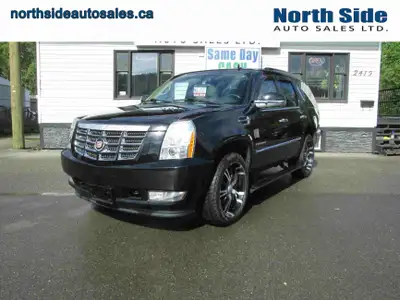 2011 Cadillac Escalade AWD with 234,285km! Equipped with remote keyless entry, power windows, power...
