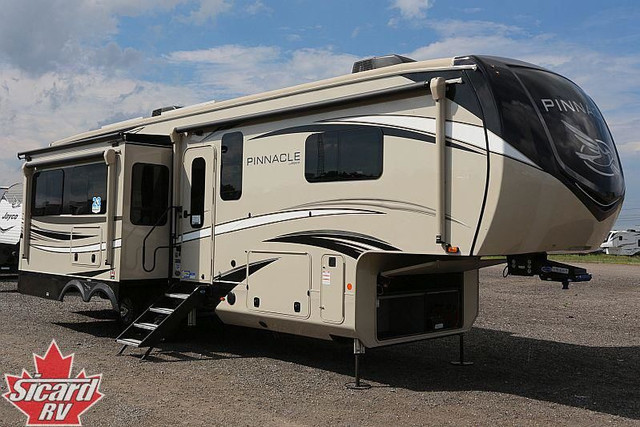 2023 JAYCO PINNACLE 32RLTS in Travel Trailers & Campers in Hamilton - Image 2