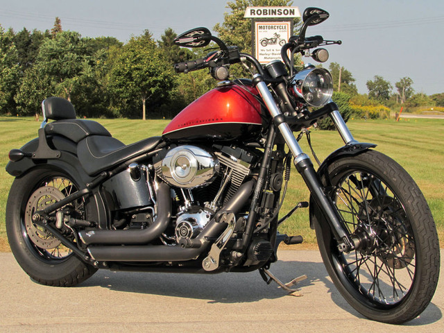  2011 Harley-Davidson FXS-BlackLine ONLY 22,500 Miles 96ci Motor in Street, Cruisers & Choppers in Leamington - Image 4