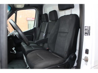 2019 MERCEDES SPRINTER 3500 -- 16 FT CUBE BOX WITH RAMP AND TOW PKG - FULL SIZE -- 3.0L V6 DIESEL EN... (image 8)