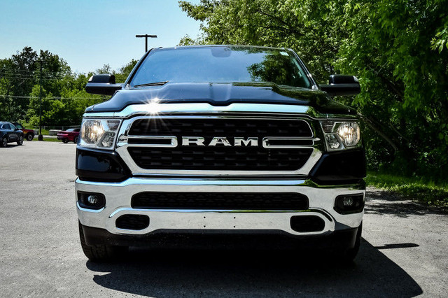 2022 Ram 1500 Big Horn • LOW MILEAGE • RUNNING BOARDS • TONNEAU  in Cars & Trucks in Cornwall - Image 4