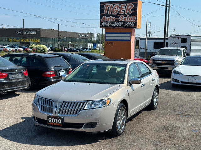 2010 Lincoln MKZ AWD, SEDAN, ONLY 45KMS, LOADED, CERTIFIED in Cars & Trucks in London