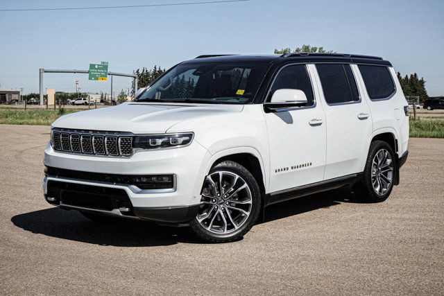 2022 Jeep Grand Wagoneer SERIES 3 LEATHER SUNROOF LOW KMS in Cars & Trucks in Strathcona County