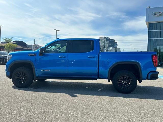 2022 GMC Sierra 1500 in Cars & Trucks in City of Toronto - Image 2