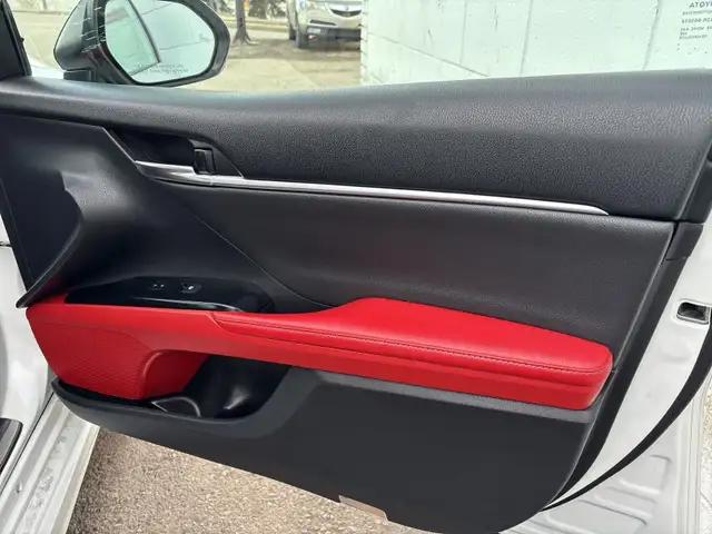 2019 Toyota Camry XSE | RED LEATHER INTERIOR | HEATED SEATS | SU in Cars & Trucks in Calgary - Image 16