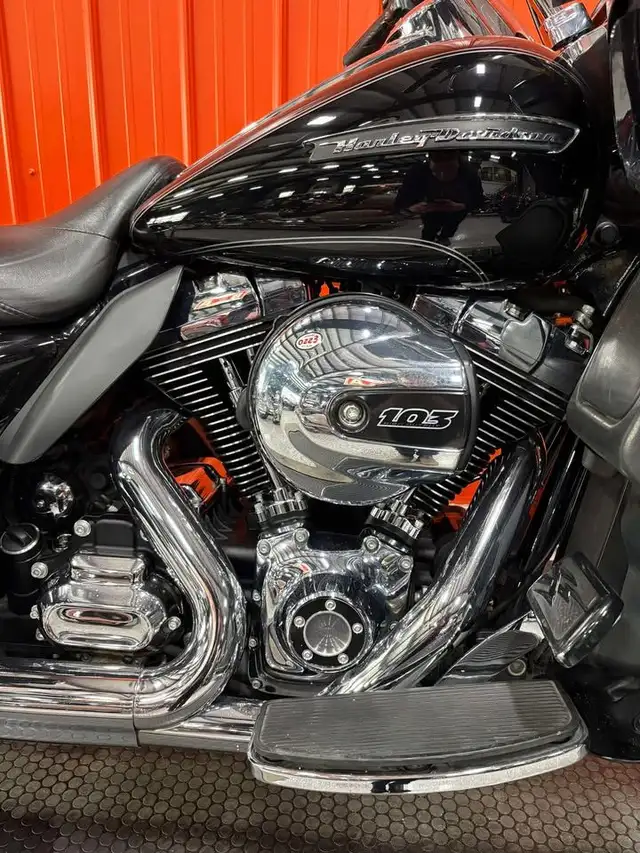 2016 Harley-Davidson Touring Road Glide Ultra in Street, Cruisers & Choppers in Moncton - Image 4