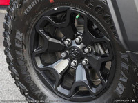 Scores 15 Highway MPG and 17 City MPG! This Ram 1500 has a strong Twin Turbo Premium Unleaded I-6 3.... (image 8)