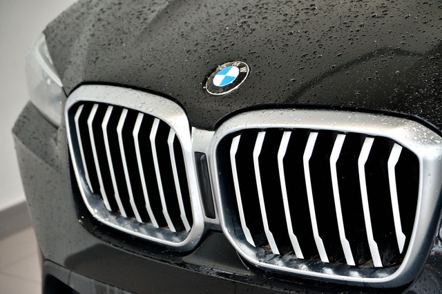 2022 BMW X3 XDrive30i Premium Package Essential in Cars & Trucks in Longueuil / South Shore - Image 3