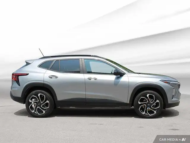 2024 Chevrolet Trax 2RS | Sunroof Pkg | Blind Spot | Low Kms in Cars & Trucks in Hamilton - Image 7