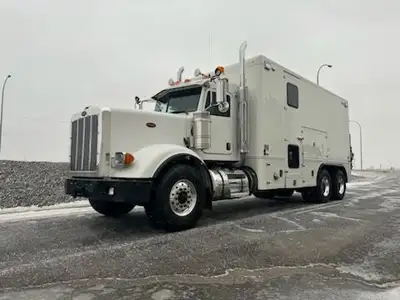 2019 Peterbilt 367 Tandem Axle Lube Truck Only 59,000 km 8,000 hours Cummins X15 525hp Engine Eaton...