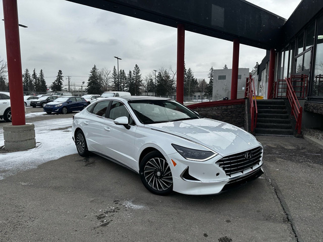 2023 Hyundai Sonata Hybrid Ultimate Sedan (*HAIL SPECIAL!*) - HE in Cars & Trucks in Calgary - Image 3