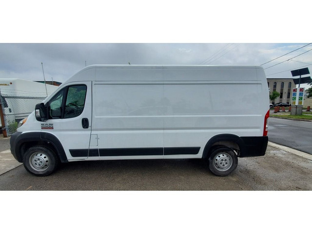 2021 Ram Promaster 2500 - 159WB - V6 Gas - Bluetooth/Camera in Cars & Trucks in City of Toronto - Image 2