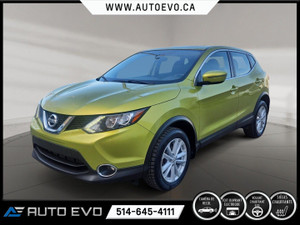 2017 Nissan Qashqai SV * TOIT OUVRANT * SIEGE CHAUFFANT * MAGS * CAMERA * CLEAN!!