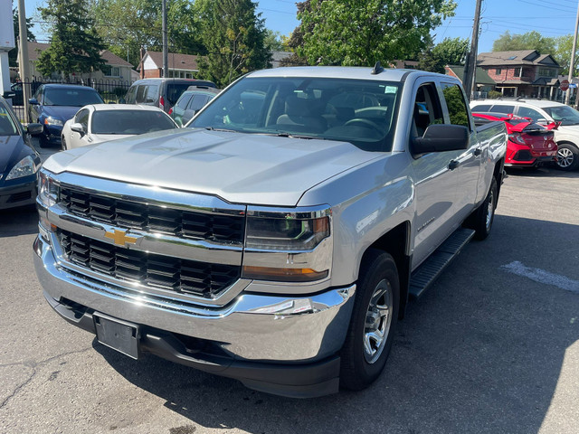 2016 Chevrolet Silverado 1500 4WD in Cars & Trucks in City of Toronto - Image 4