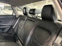 **SUMMER SPECIAL!** FEATURING : SUNROOF, MULTICOLOUR AMBIENT LIGHTING, REMOTE START, HIGHLY EQUIPPED... (image 7)