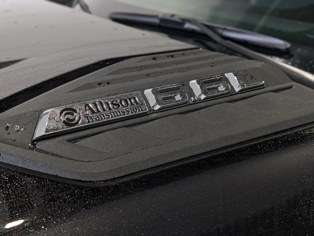 2025 Chevrolet Silverado 2500HD Work TruckSnow Plow/Camper Prep in Cars & Trucks in Barrie - Image 3