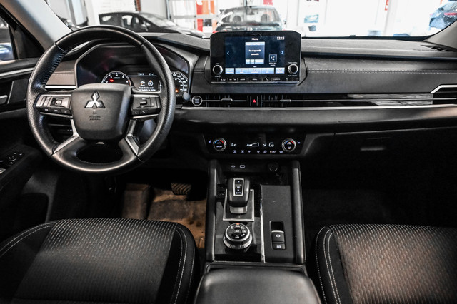 2024 Mitsubishi Outlander ES | Mags | Caméra | Sièges chauffants dans Autos et camions  à Ville de Montréal - Image 3