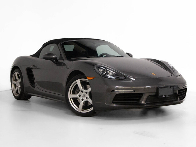 2017 Porsche 718 Boxster ROADSTER | 19\" WHEELS | NAV in Cars & Trucks in Mississauga / Peel Region - Image 4