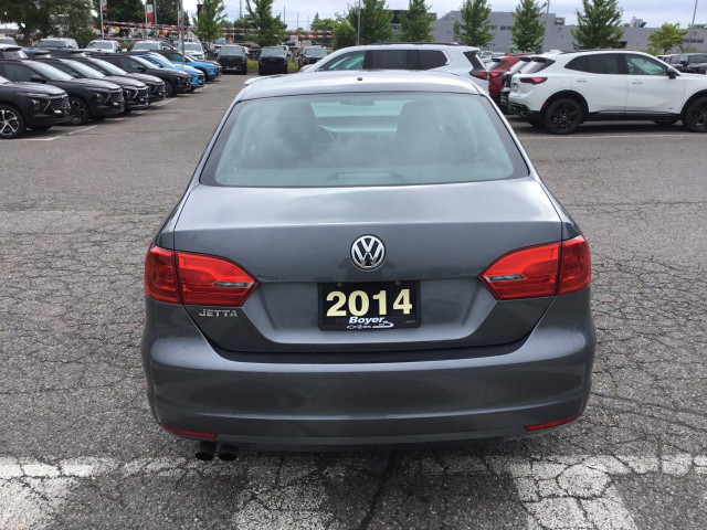 2014 Volkswagen Jetta Sedan in Cars & Trucks in Oshawa / Durham Region - Image 4