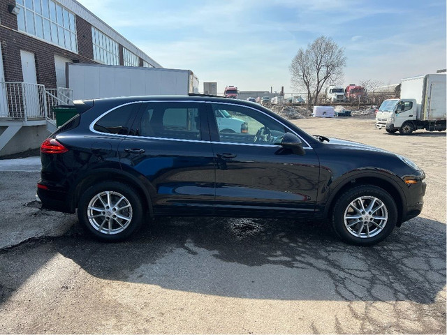 2016 Porsche Cayenne PLATINUM EDITION AWD NAVI B/U CAM PANO ROOF in Cars & Trucks in City of Toronto - Image 4