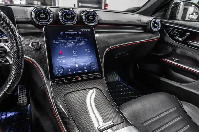 2023 Mercedes-Benz C300 4MATIC Sedan | Premium | Night | Carplay in Cars & Trucks in City of Montréal - Image 32