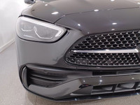 4-Wheel Disc Brakes,ABS,Turbocharged,Tires - Rear Performance,Lithium Ion Traction Battery,Brake Act... (image 3)
