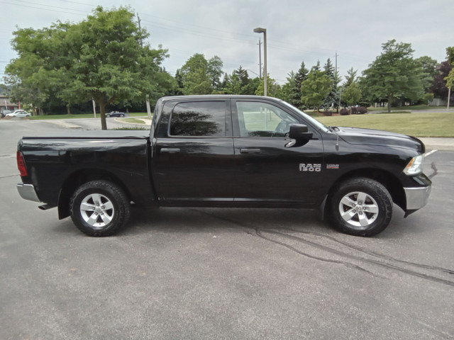 2014 Ram 1500 in Cars & Trucks in Hamilton - Image 4