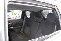 1 OWNER TRADE- V6 3.2L POWER PLANT- 9 SPEED TRANSMISSION-AWD- EXTRA OPTIONS ARE- COLD WEATHER GROUP-... (image 8)