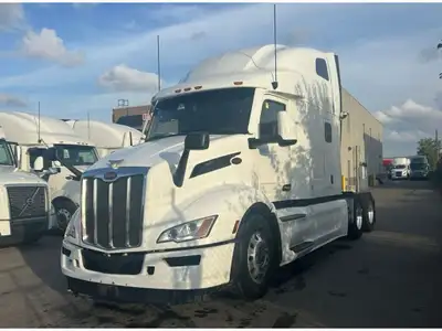 2023 PETERBILT 579 Cab Type: Sleeper Mileage: 546,851KM Engine: PACCAR Horsepower: 450 Transmission:...