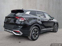 Make a smart choice for your Ottawa lifestyle with this 2023 Kia Sportage LX, offering the bold, mod... (image 5)