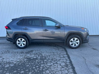 2021 Toyota Rav4 LE 2.5L FWD Financement Bancaire 1e 2e 3e chance Disponible —- FINANCEMENT MAISON D... (image 6)