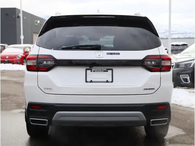 2025 Honda Pilot Touring - Navigation / Backup Camera / Sunroof in Cars & Trucks in Penticton - Image 6