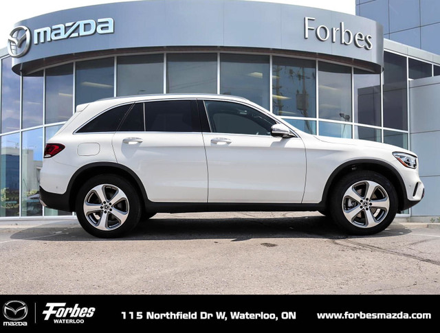 2022 Mercedes-Benz GLC 300 PREMIUM PACKAGE-PREMIUM PLUS PACKA... in Cars & Trucks in Kitchener / Waterloo - Image 3