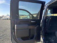 The 2020 GMC Sierra 3500HD Denali is a premium heavy-duty pickup truck that combines exceptional tow... (image 6)