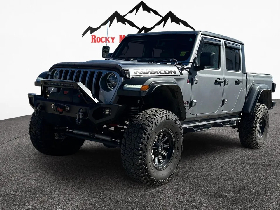 ONE OWNER VERY CLEAN 2020 JEEP GLADITOR RUBICON
