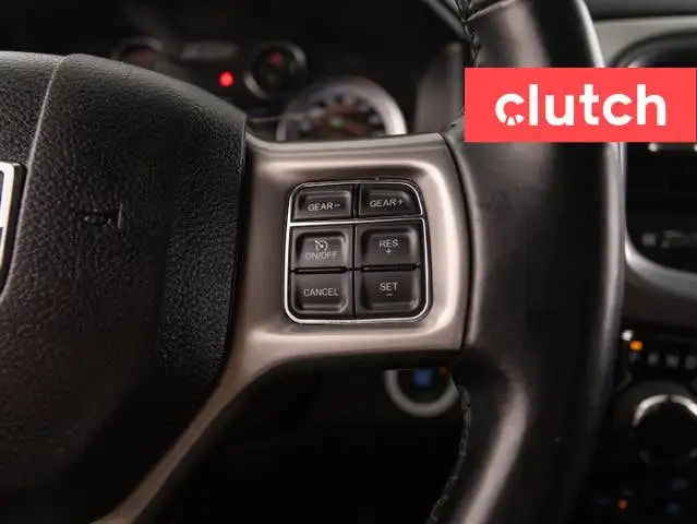2022 Ram 1500 Classic Warlock Crew Cab 4x4 w/ Apple CarPlay & An in Cars & Trucks in City of Toronto - Image 26