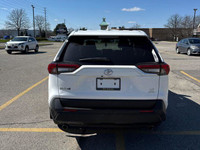 Snatch a bargain on this 2023 Toyota RAV4 LE while we have it. Comfortable but agile, its worry-free... (image 5)