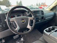 AS TRADED SPECIAL!CREW CAB 4X4, POWER GROUP, ALLOY WHEELS, ETC! THIS IS THE AMAZING 6.0L V8, COUPLED... (image 7)